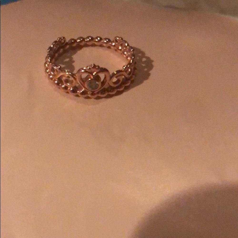 Pandora ring